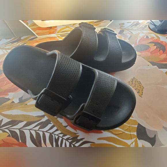 Cloud Shoes - W9. 5 - Picture 4 of 4